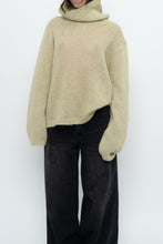 Load image into Gallery viewer, Vintage x Made in Korea x Light Green Mohair-Blend Turtleneck (S-L)