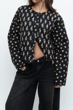 Load image into Gallery viewer, LUCKY BRAND x Quilted Patterned Cropped Jacket (S-L)