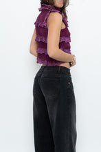 Load image into Gallery viewer, Vintage x Made in Hong Kong x Magenta Lace Sleveless Cotton-Blend Top (XS-M)