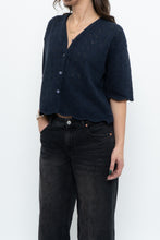 Load image into Gallery viewer, Vintage x Made in Great Britain x Navy Cotton-Blend Cropped Cardigan (S-L)