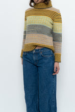Load image into Gallery viewer, Vintage x Made in Italy x UNITED COLOURS OF BENETON Patterned Wool Knit Turtleneck (XS-M)