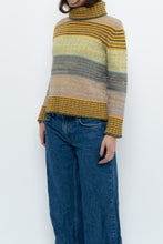 Load image into Gallery viewer, Vintage x Made in Italy x UNITED COLOURS OF BENETON Patterned Wool Knit Turtleneck (XS-M)