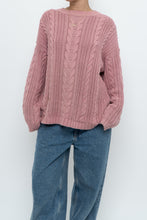 Load image into Gallery viewer, Vintage x Made in Hong Kong x EDDIE BAUER Pink Cotton Cableknit Sweater (XS-L)