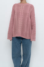 Load image into Gallery viewer, Vintage x Made in Hong Kong x EDDIE BAUER Pink Cotton Cableknit Sweater (XS-L)