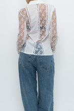 Load image into Gallery viewer, Vintage x MERCER &amp; MADISON White Lace Cotton Beaded Blouse (M)