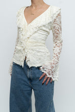 Load image into Gallery viewer, Vintage x Made in USA x BELLISSIMA Cream Lace Blouse (M, L)