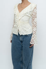 Load image into Gallery viewer, Vintage x Made in USA x BELLISSIMA Cream Lace Blouse (M, L)