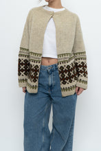 Load image into Gallery viewer, Vintage x Beige Patterned Wool Handknit Cardigan (XS-L)