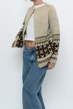 Load image into Gallery viewer, Vintage x Beige Patterned Wool Handknit Cardigan (XS-L)