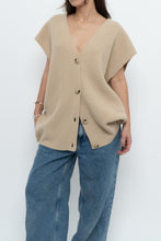 Load image into Gallery viewer, MAXMARA WEEKEND x Beige Sleveless Knit Cardigan (XS-L)