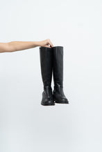 Load image into Gallery viewer, Vintage x Made in Brazil x Black Leather Boots (8)
