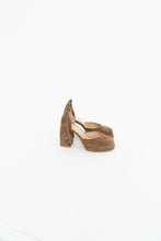 Load image into Gallery viewer, PELIN IN AYAKKABILAN x Beige Suede Platform Heels (7, 7.5)