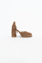 Load image into Gallery viewer, PELIN IN AYAKKABILAN x Beige Suede Platform Heels (7, 7.5)