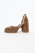 Load image into Gallery viewer, PELIN IN AYAKKABILAN x Beige Suede Platform Heels (7, 7.5)