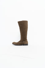 Load image into Gallery viewer, Vintage x Brown Suede Tall Boots (8)