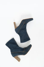 Load image into Gallery viewer, Vintage x Denim Heels (8.5, 9)