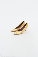 Load image into Gallery viewer, Vintage x Gold Leather Heels (8)