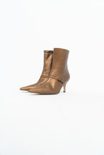 Load image into Gallery viewer, Vintage x Made in Brazil x Bronze Leather Kitten Heeled Boots (6)