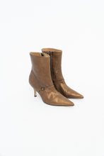 Load image into Gallery viewer, Vintage x Made in Brazil x Bronze Leather Kitten Heeled Boots (6)
