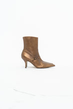 Load image into Gallery viewer, Vintage x Made in Brazil x Bronze Leather Kitten Heeled Boots (6)