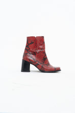 Load image into Gallery viewer, Vintage x Made in Brazil x Red Snakeskin Leather Boots (6)