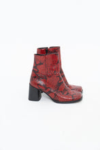 Load image into Gallery viewer, Vintage x Made in Brazil x Red Snakeskin Leather Boots (6)