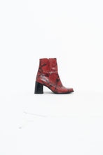 Load image into Gallery viewer, Vintage x Made in Brazil x Red Snakeskin Leather Boots (6)
