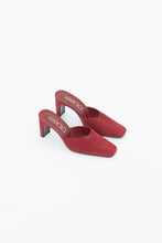 Load image into Gallery viewer, Vintage x Made in Brazil x Red Suede Heels (7, 7.5)