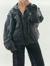 Load image into Gallery viewer, Vintage x Black Leather Bomber Jacket (M, L)