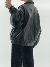 Load image into Gallery viewer, Vintage x Black Leather Bomber Jacket (M, L)