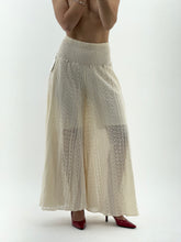Load image into Gallery viewer, Vintage x Made in Italy x Cream Lace Flowy Wide Leg Pant (XS, S)
