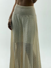 Load image into Gallery viewer, Vintage x Made in Italy x Cream Lace Flowy Wide Leg Pant (XS, S)