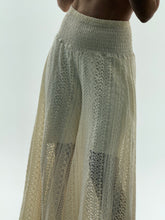Load image into Gallery viewer, Vintage x Made in Italy x Cream Lace Flowy Wide Leg Pant (XS, S)
