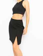 Load image into Gallery viewer, Vintage x Black Polyester Skirt (XS, S)