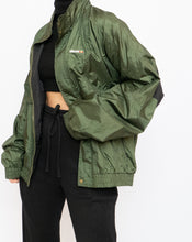 Load image into Gallery viewer, Vintage x ELLESSE x Made in Hong Kong x Olive Green Windbreaker (XS-M)