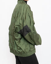 Load image into Gallery viewer, Vintage x ELLESSE x Made in Hong Kong x Olive Green Windbreaker (XS-M)