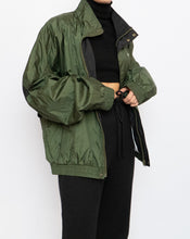 Load image into Gallery viewer, Vintage x ELLESSE x Made in Hong Kong x Olive Green Windbreaker (XS-M)