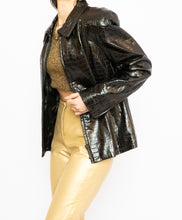 Load image into Gallery viewer, Vintage x Made in Canada x Dark-Brown Shiny Snakeskin Genuine Leather Blazer (XS-M)