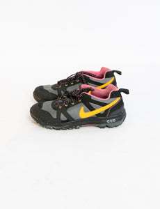 NIKE ACG x Black, Orange, Pink Sneakers (9, 9.5)