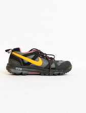 Load image into Gallery viewer, NIKE ACG x Black, Orange, Pink Sneakers (9, 9.5)